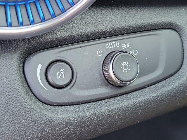 2024 Chevrolet Trax FWD 4dr LT