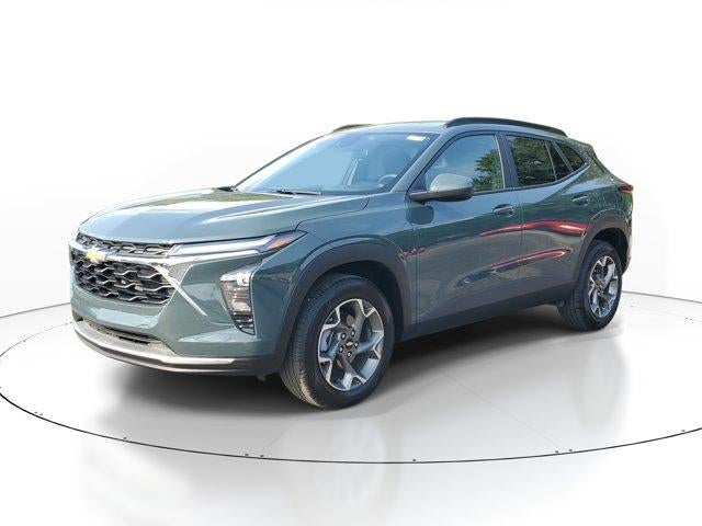 2026 Chevrolet Trax LT - Photo 2