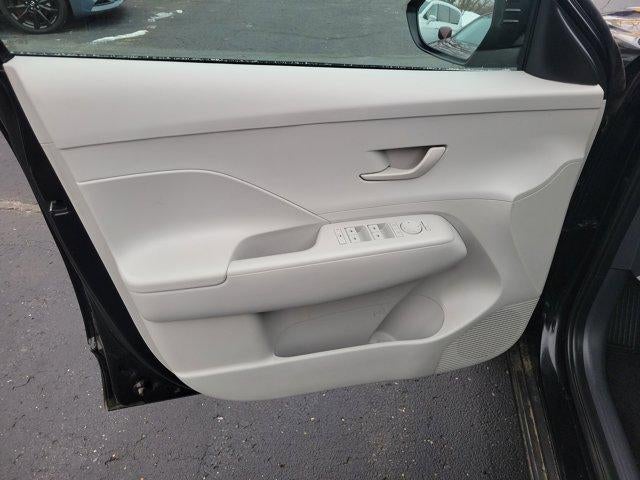 2025 Hyundai Kona SE FWD