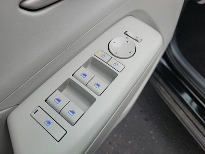 2025 Hyundai Kona SE FWD