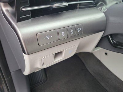 2025 Hyundai Kona SE FWD