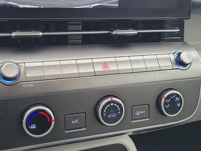 2025 Hyundai Kona SE FWD