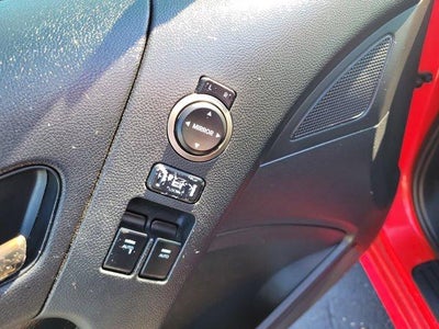 2013 Hyundai Genesis Coupe 2dr V6 3.8L Man R-Spec