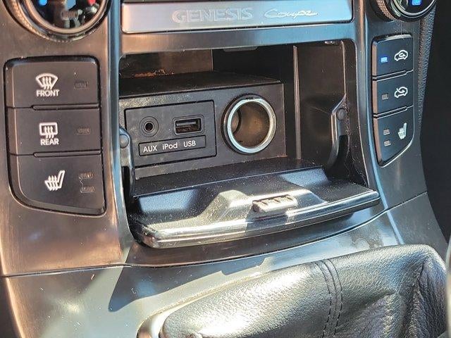 2013 Hyundai Genesis Coupe 2dr V6 3.8L Man R-Spec