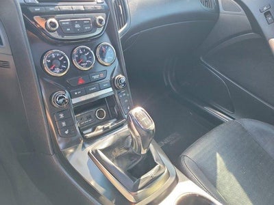 2013 Hyundai Genesis Coupe 2dr V6 3.8L Man R-Spec