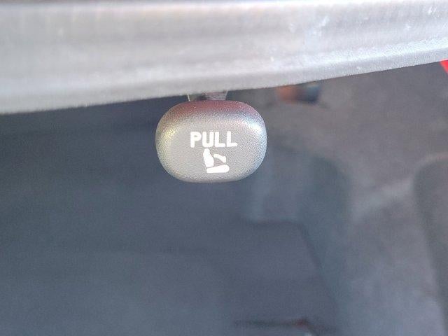 2013 Hyundai Genesis Coupe 2dr V6 3.8L Man R-Spec