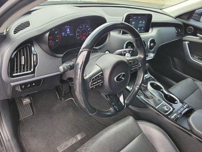 2019 Kia Stinger Base RWD