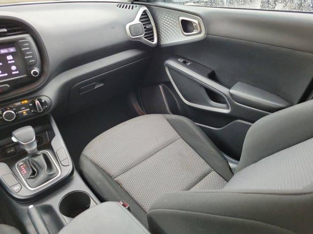 2022 Kia Soul LX IVT