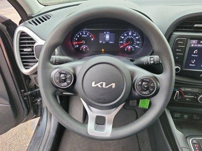 2022 Kia Soul LX IVT