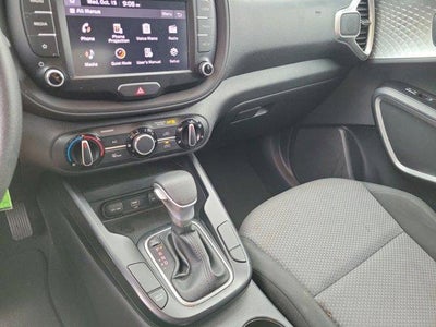 2022 Kia Soul LX IVT