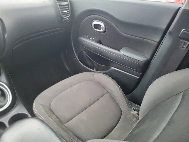 2017 Kia Soul Base Auto