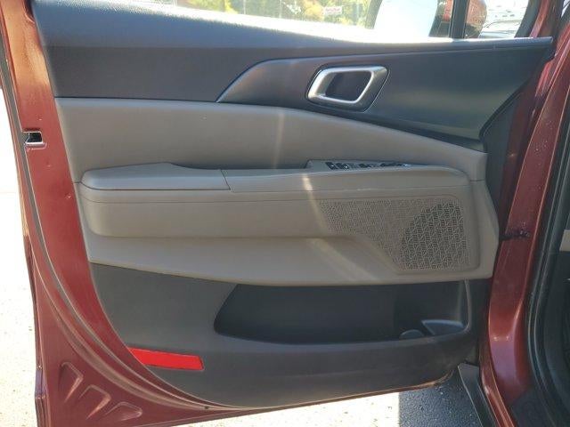 2025 Kia Carnival LX FWD