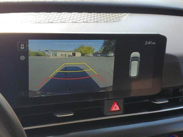 2025 Kia Carnival LX FWD